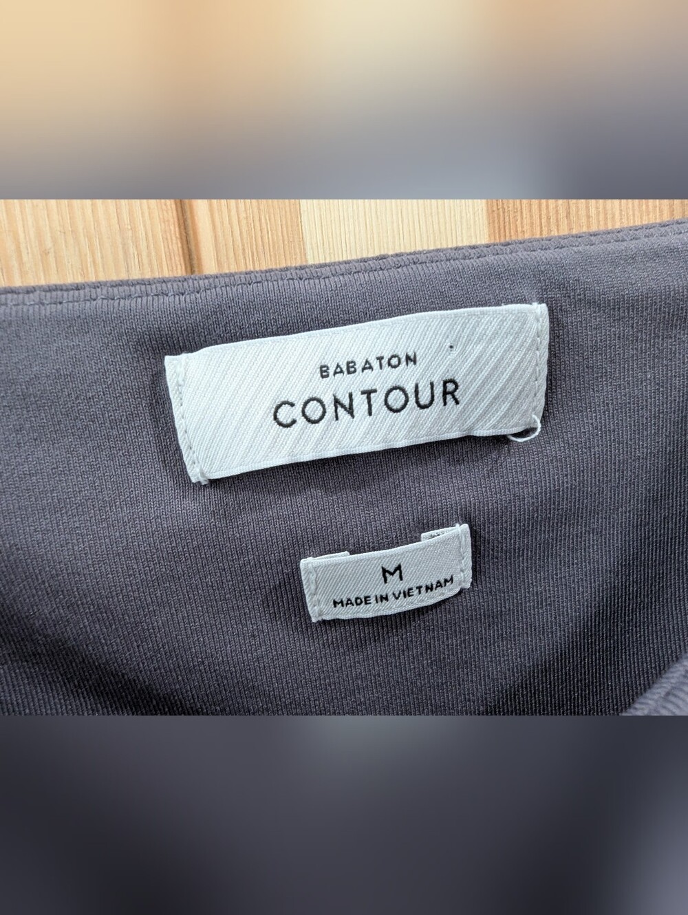 Babaton Square Neck Short Sleeve Crop Top - Picture 6 of 7